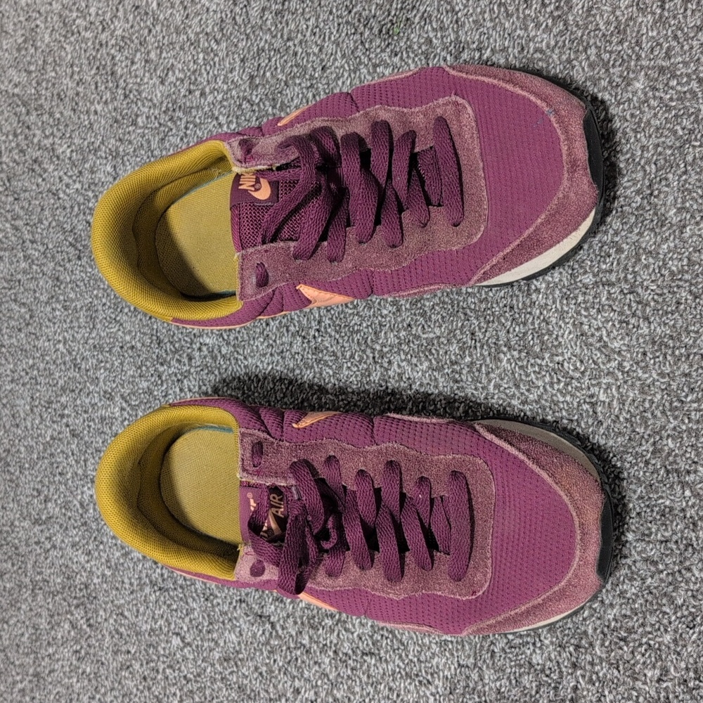 Women's Nike Air Pegasus 83